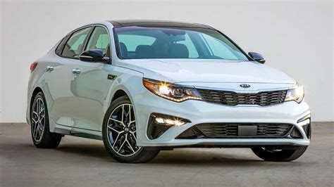 Aging Kia Optima Hopes To Undercut Rivals With New Special Edition