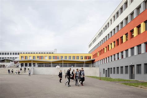 Réhabilitation Et Restructuration Du Lycée Léon Blum Tria