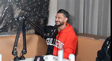 Jersey Shore Star Pauly D Claims Sex Tapes Of The Cast Exist In Secret Footage Only In The Hands