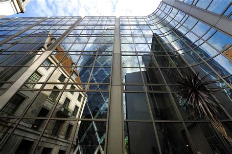 The building's circumference is 584 feet (178m) at its. Swiss Re Building: The Gherkin London - e-architect