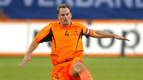 Alle euro 2020 wedstrijden, kwalificatie en nations league. 'Design van EK-shirt Nederlands elftal uitgelekt' | RTL Nieuws
