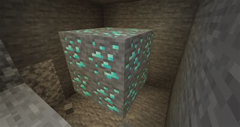 I Found An 8 Diamond Vein In My New Minecraft World One Of The