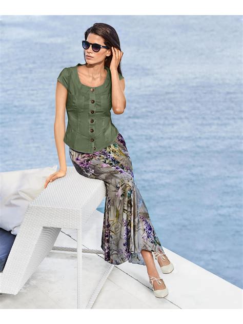 Wir freuen uns, dass sie ihre kleidung online bei heine bestellen. Heine--Silk skirt in maxi length--Raica Oliveira-- in 2020 ...