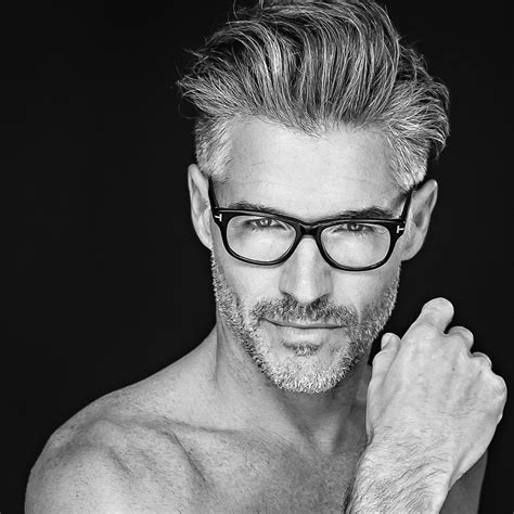 Ver más ideas sobre chilena, futbol chileno, fondos de pantalla deportes. CORTES DE CABELLO PARA HOMBRES MADUROS - Bella en Casa