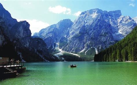 Lago Di Braies Trekking Attorno Ad Uno Dei Laghi Alpini Più Celebri