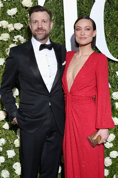 Olivia Wilde Stuns In Crimson Gown At Tony Awards With Fiance Jason
