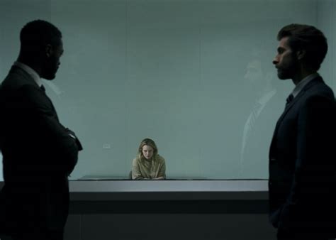 As a series of coincidences turn lethal, cecilia works to prove that she is being hunted by someone nobody can see. Watch 'The Invisible Man,' Then Watch These Movies