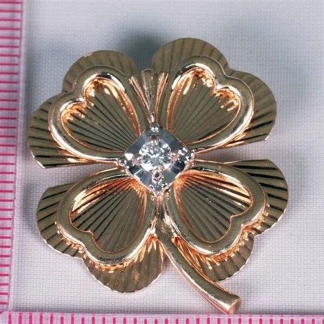 14k Yellow Gold Four Leaf Clover Broochpin With Diamond Center Ebay