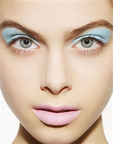 17 Pretty Makeup Ideas With Pastel Colors