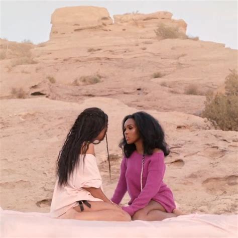 pin by ᎶᎥᎶᎥ on ︎ pink ︎ cute lesbian couples black lesbians janelle monáe