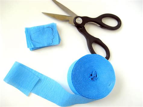 Craft peony petals, daffodil trumpets, and chrysanthemum blooms in no time with lia griffith's crepe paper flowers: C.R.A.F.T. #80: DIY tissue paper flowers - C.R.A.F.T.