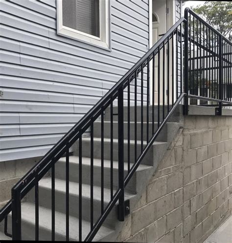 Zinc steel guardrail refers to the balcony guardrail made of zinc alloy material. Steel Bar Fence Gallery | Eagle Fence