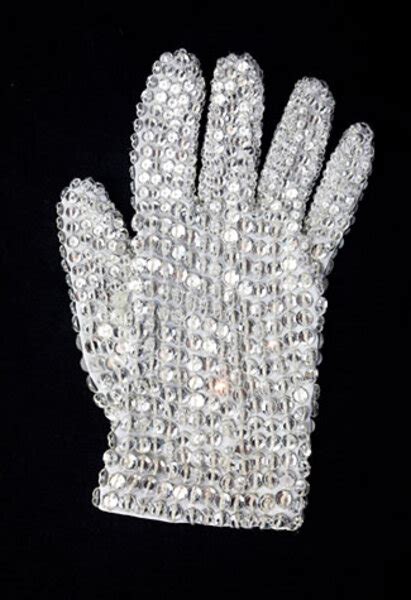 Michael Jacksons Famous Glove Where It All Started Vlrengbr