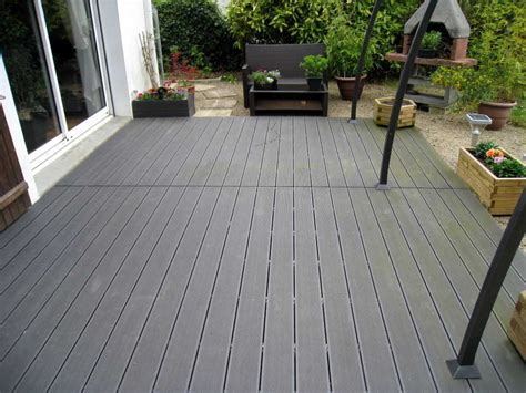 Pose et entretien de sol composite (40). terrasse composite 30m2