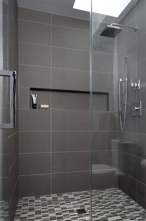 Small white bathrooms décor with wooden touch. Simple and elegant bathroom with black tapware, large ...