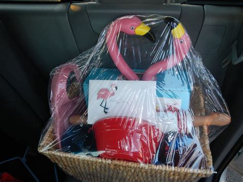 Find a wide variety of flamingo gift ideas at findgift, all perfect for the flamingo fanatic in your life. Gift Basket for the flamingo lover. | Gifts, Christmas ...