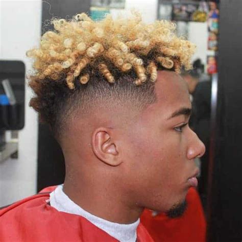 Haircut tips for curly hair. 41 Curly Haircuts for Men That'll Always Be In Style 2020