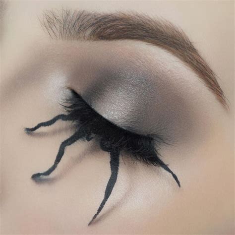 Spider Leg Eyeliner POPSUGAR Beauty Using Mehron Paradise Makeup AQ