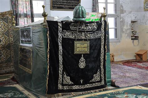 Ibrahim Bin Adham Balkhi Tomb Sur Ash Sharqiyah South Governorate
