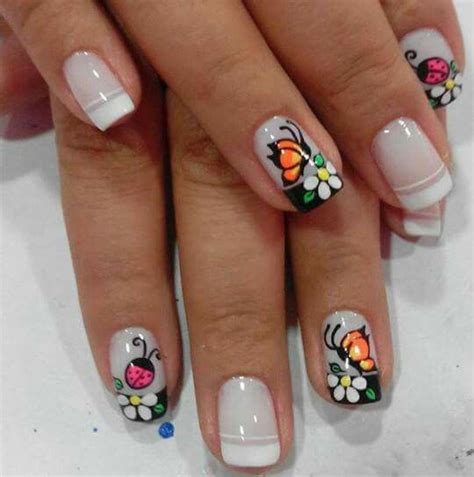 El pie de atleta es una infección superficial, que se produce en la piel, concretamente en los pliegues entre los dedos del pie, a causa de los hongos. Resultado de imagen para catalogo de decoracion de uñas masglo gratis | Uñas masglo, Uñas ...