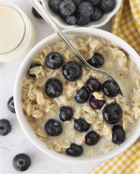 Blueberry Oatmeal With Fresh Or Frozen Berries Delightful Adventures