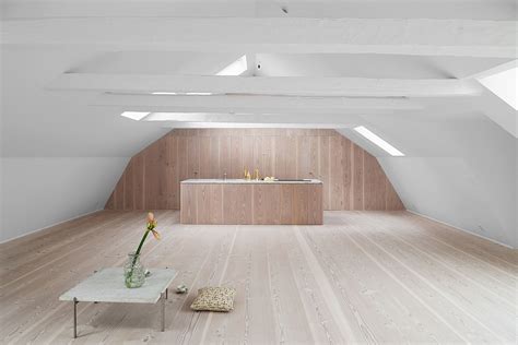 There is a sense of grandeur associated with. T.D.C: Homes to Inspire | Simple Grandeur