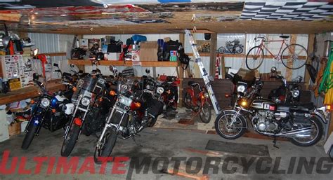 27 Awesome Dream Motorcycle Garage Ideas