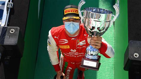 His determination to get to the very top of his craft is intense and captivating. Officieel: Mick Schumacher maakt F1-debuut voor Alfa Romeo ...