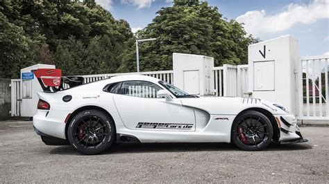 Dodge Viper Acr Gets Body Kit And Power Hike To 765 Hp By Geigercars