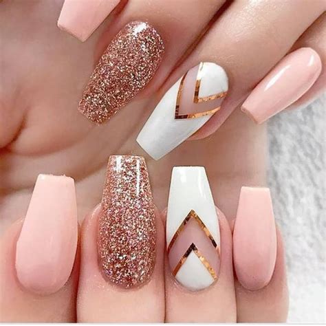Utilizamos cookies para asegurar que damos la mejor experiencia al usuario en nuestra web. UÑAS ROSAS + 100 Diseños en rosa palo, mate, rosa viejo | Uñas rosa con dorado, Uñas plateadas ...
