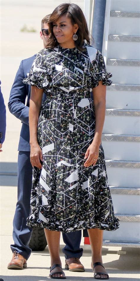 Michelle Obama S Fashion Evolution In Over 100 Looks Michelle Obama Fashion Fashion