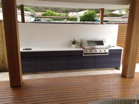 Get our best ideas for outdoor kitchens, including charming outdoor kitchen decor, backyard decorating ideas, and pictures of outdoor kitchens. Outdoor Living Design Ideas - Get Inspired by photos of ...