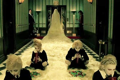 american horror story hotel trailer teases a twisted cast