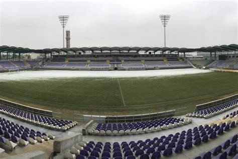 Az ön obi áruháza budapest széles választékot kínál az építés, lakáskultúra, műszaki és kert területekről az ön számára. 25 évre az Újpest FC-é lehet a Szusza Ferenc Stadion