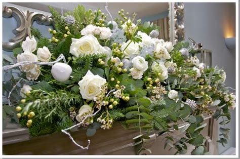 Moody methodist church mission is to help all people know jesus christ, to grow in faith and, through love, serve galveston and the world. Christmas wedding flowers - bright, festive or subtle ...