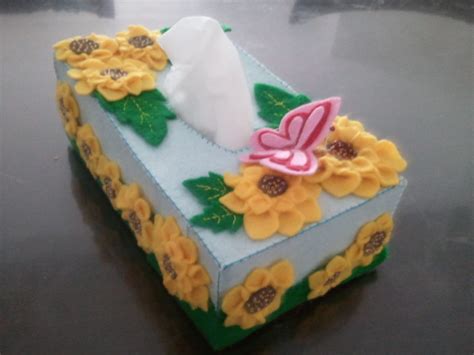 $14 for fabric, $21 with monogram; HOT CHOUZ 工芸: FELT TISSUE BOX COVER