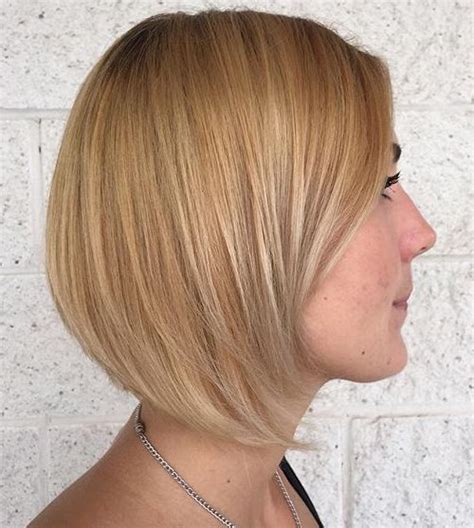The idea behind balayage is to color the hair with a free hand so as to give it a very natural look. 40 On-Trend Balayage Short Hair Looks