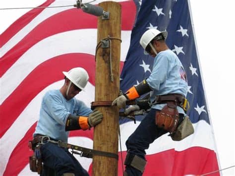 At moneybarn, we're the specialist bad credit car finance lenders. Lineman Barn Home | Lineman barn, Lineman, Barn house