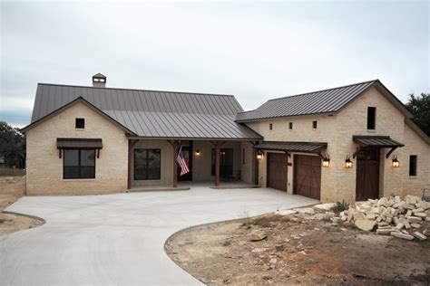 Texas Stone Home Traditional Exterior Austin By Bci Custom Homes