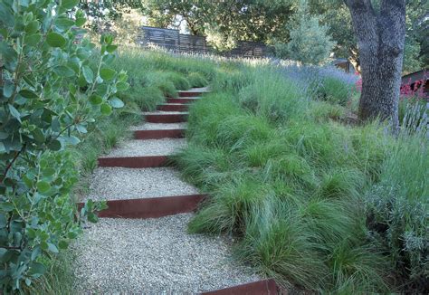 Curved Retaining Wall Irongrain