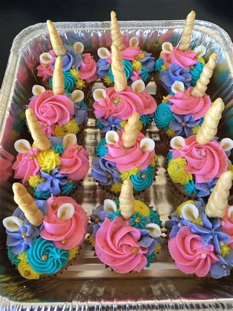Unicorn cupcakes  Unicorn cupcakes, Cake, Birthday cake