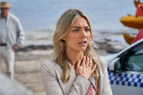 Home And Away Spoilers Jasmine Helps Colby To Get Out Of Jail Metro News