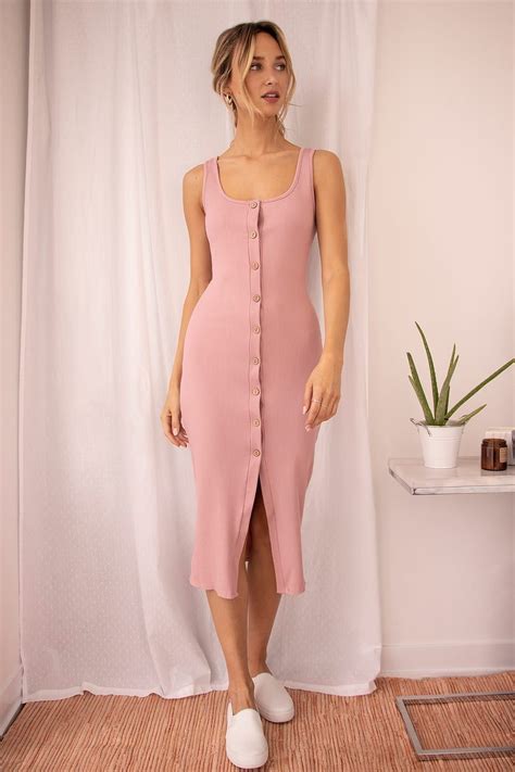 Bodycon Midi Dress Outfit Casual Ribbed Dress Outfit Pink Bodycon