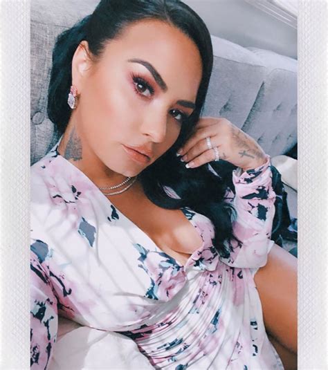 Demi Lovato Shows Off New Butterfly Neck Tattoo Pic