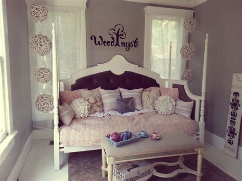 Daybed Bedding For Girls Ideas On Foter