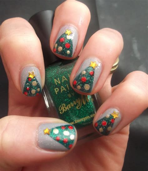 21 fabulous and easy christmas nail designs. Cool Christmas Tree Nail Designs