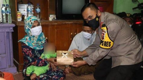Istri Terduga Teroris Terlilit Utang Jokowi Tersentuh Dan Tergerak