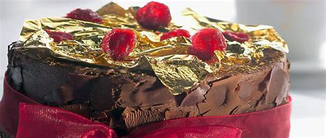 The ancient tradition of decorating dishes with edible gold leaf is now one of the most exclusive trends in food design. Edible Gold in Toronto | Toronto Gold
