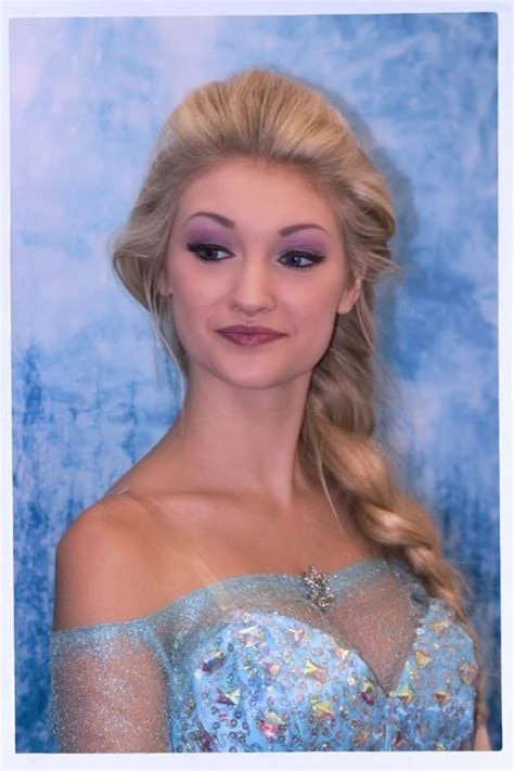 The Real Life Disney Princess Elsa Of The Famous Movie Frozen Famous