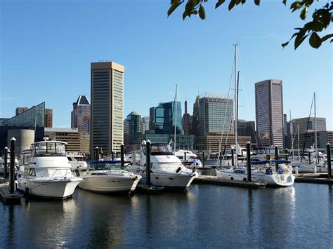 Kostenlose Bild: Yacht, Metropole, Hafen, Wasser, Stadt ...